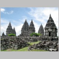 The multitude of temples scattered around Prambanan, photo Gunawan Kartapranata, Wikipedia.jpg